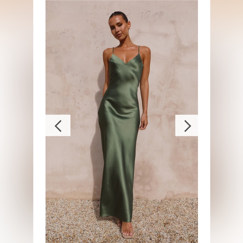 Billy J Olive maxi dress - brand new with tags. Size S.